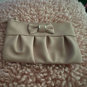 OXO Light PINK Wristlet with SILVER detailing. Never Used.